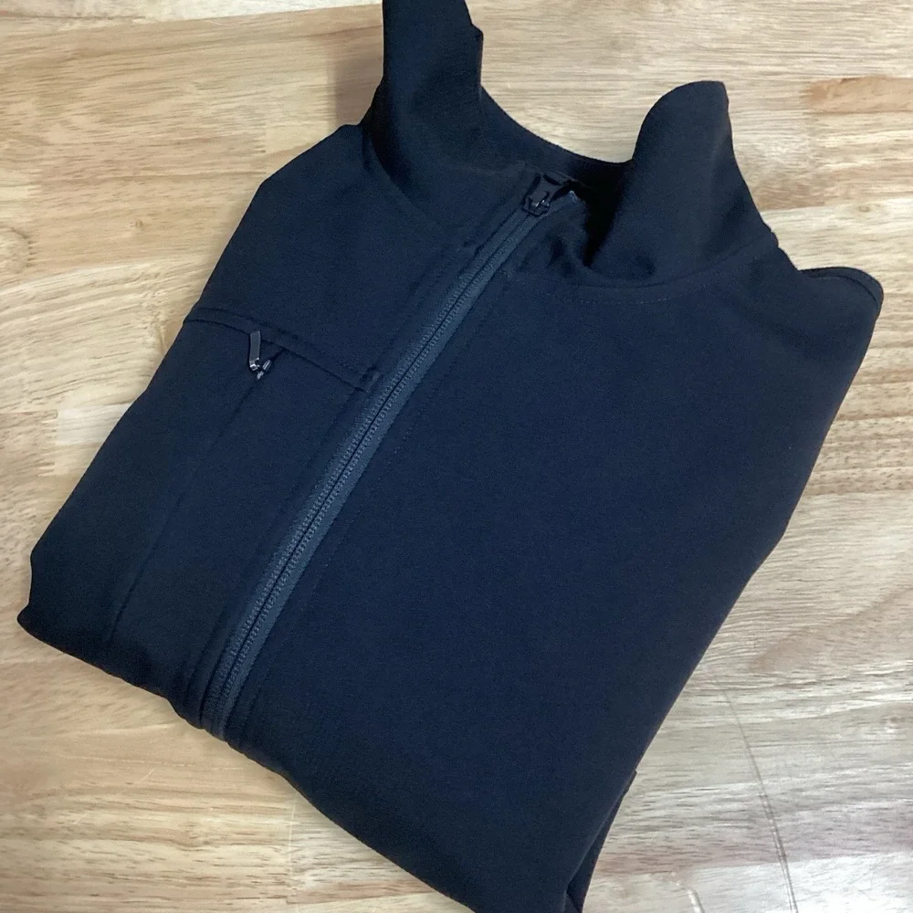 Mens The North Face Castle Rock SoftShell Full Sip Long Sleeve Jacket-Black/Gray